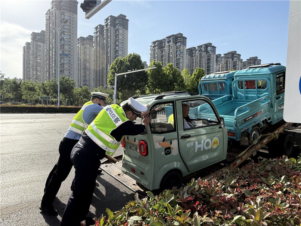 【政合民意】亳州交警持续严查电三轮违规上路